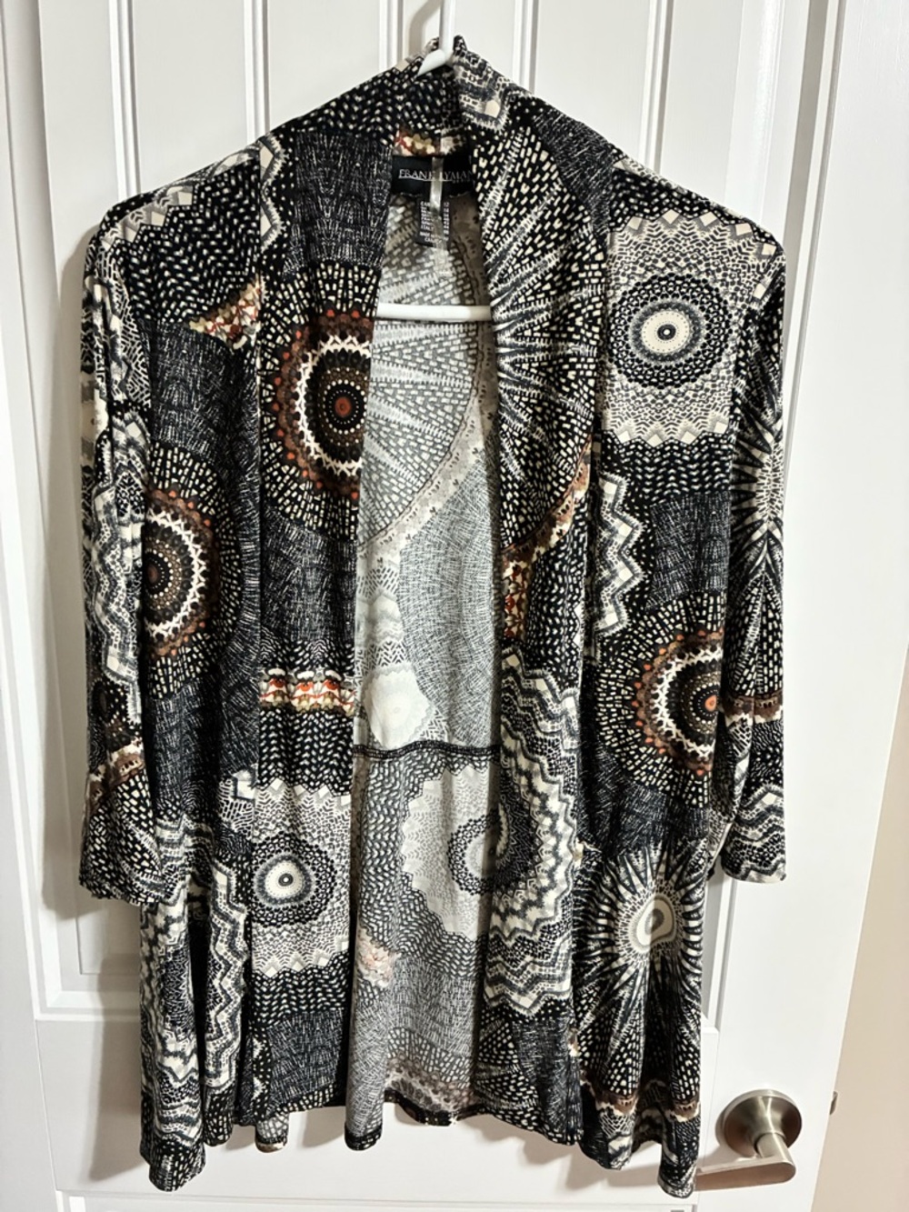 Frank Lyman Design Black, Cream & Rust Abstract Print Cardigan